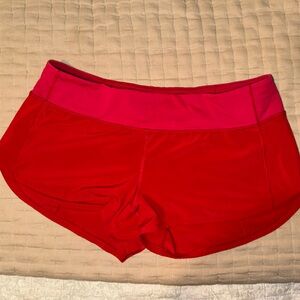 Lululemon 2.5” speed up short red